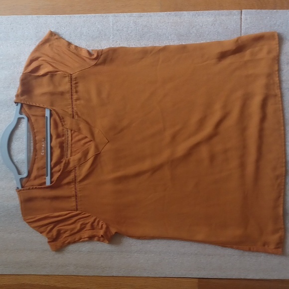 SOLD - Camaieu Orange Top Blouse - Picture 5 of 12